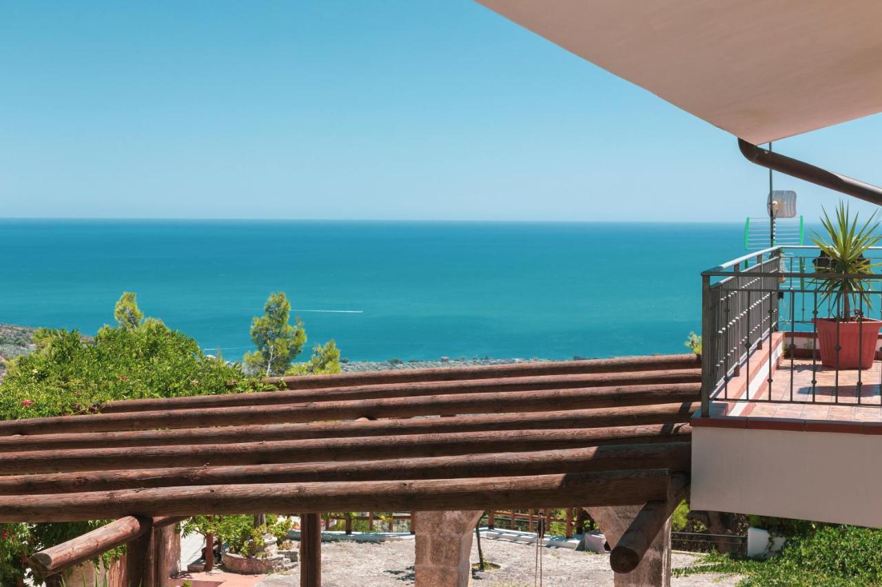 B&B La Scapola Матината Екстериор снимка